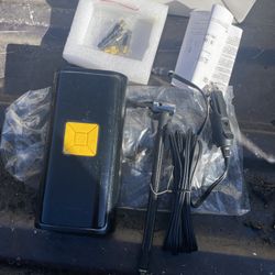 Brand New Portable Air Compressor $25.00