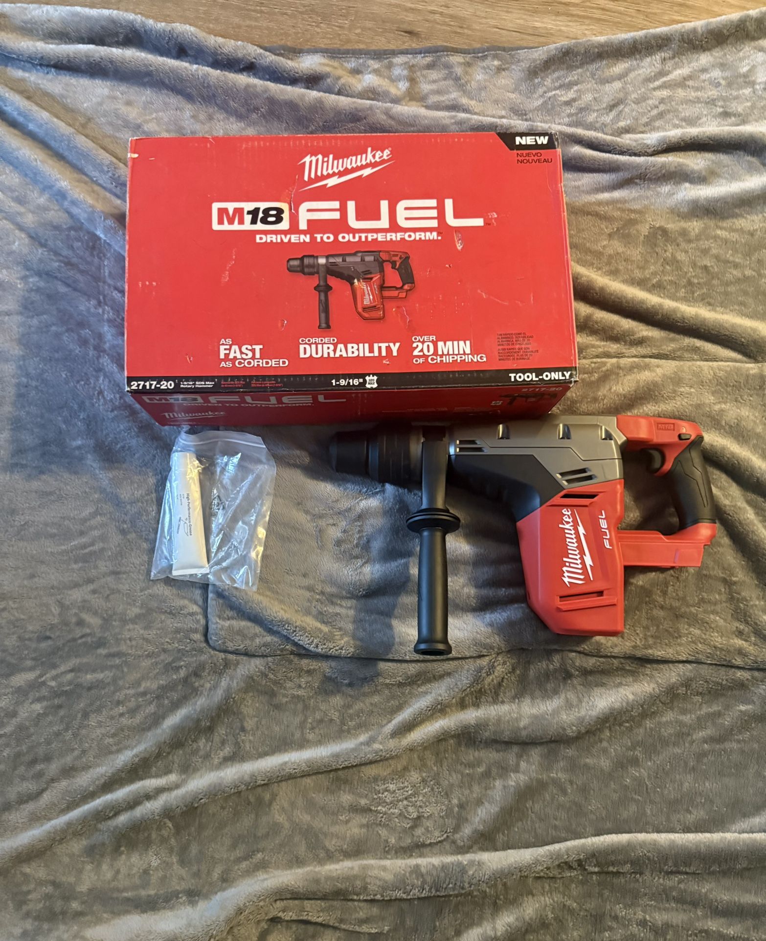 Milwaukee M18 FUEL 18V Lithium-Ion Brushless Cordless 1-9/16 in. SDS-Max Rotary Hammer (Tool-Only)