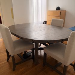 Living Spaces Dinning Table 