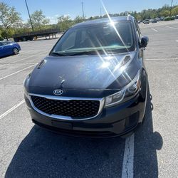 2017 KIA Sedona