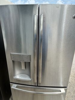 REFRIGERATOR GE 36” counter depth