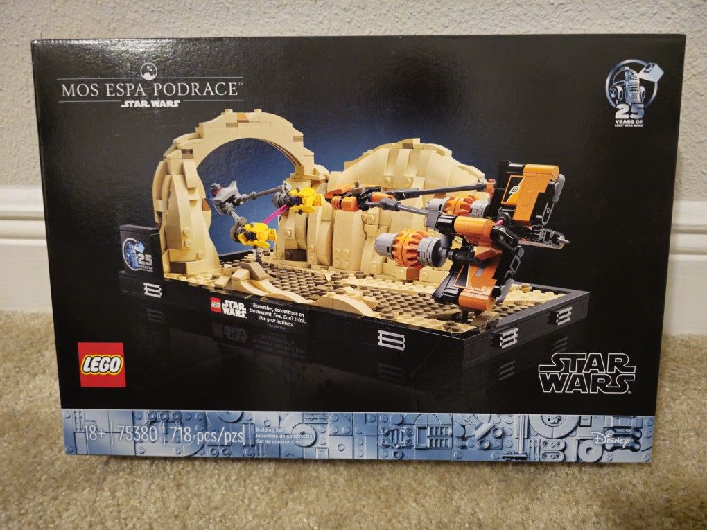 LEGO Star Wars Mos Espa Podrace 75380 BRAND NEW SEALED
