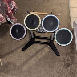 Rockband Xbox 360 Drumset And Microphone 