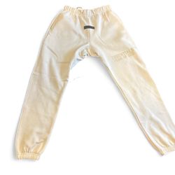 essentials sweats no meet ups