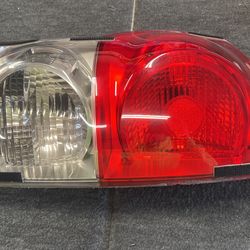 2007 Tundra Taillight