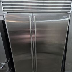 48" SUB ZERO BUILT IN STAINLESS STEEL REFRIGERATOR 