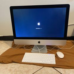 21.5” iMac Desktop W/Keyboard & Mouse
