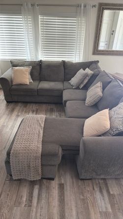 Gray Fabric Sectional Sofa with Chaise