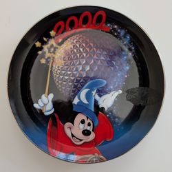 Walt Disney Celebration Plate. Hand in Hand