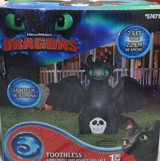 🎃New Never Used Toothless Inflatable On Sale 🎃