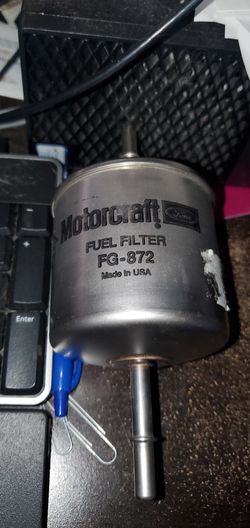 Fuel filter for Ford, Mazda trucks V6 or V8