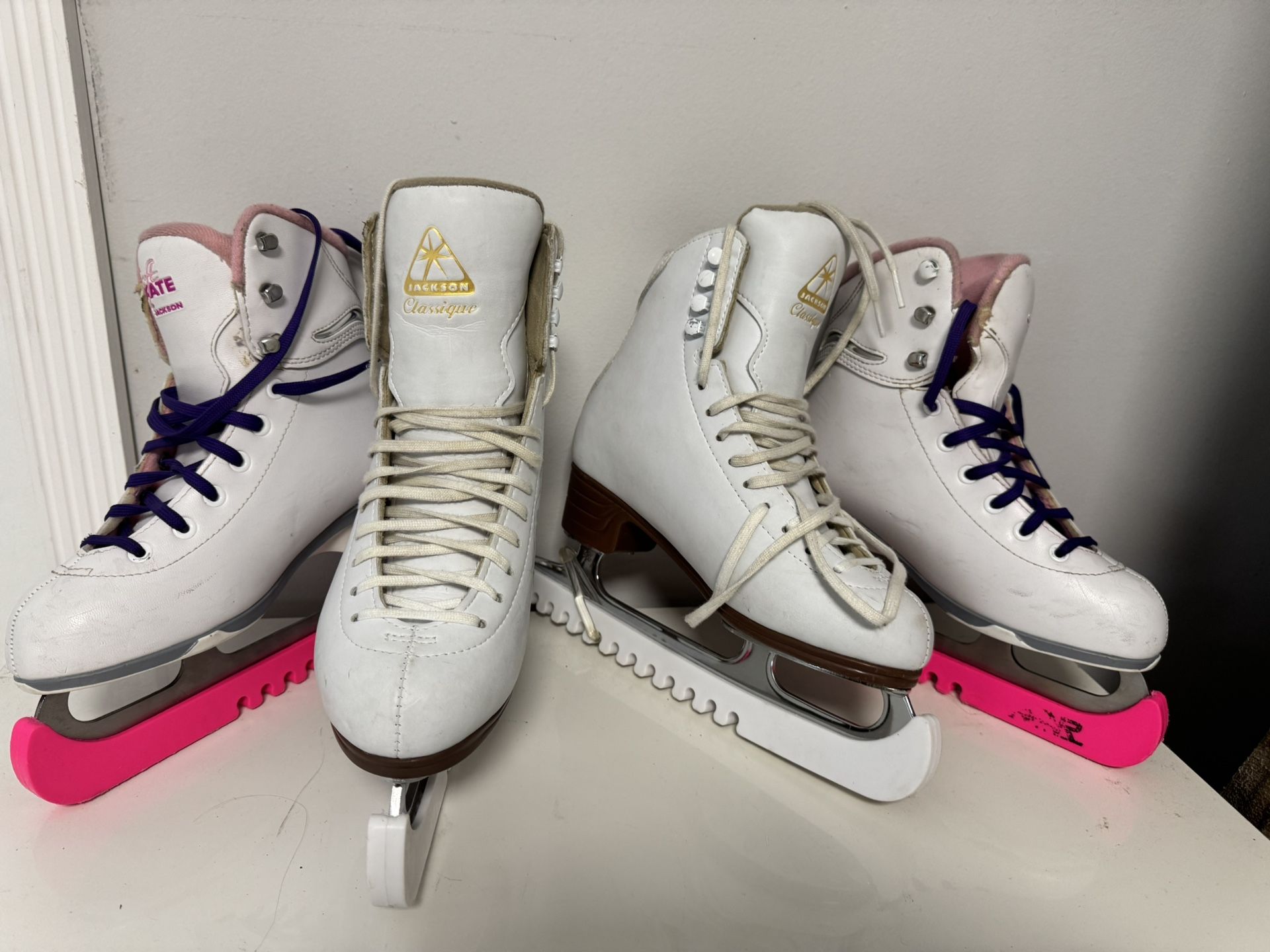 8.5 Two , One Jackson Cassique And Soft Skate By Jackson