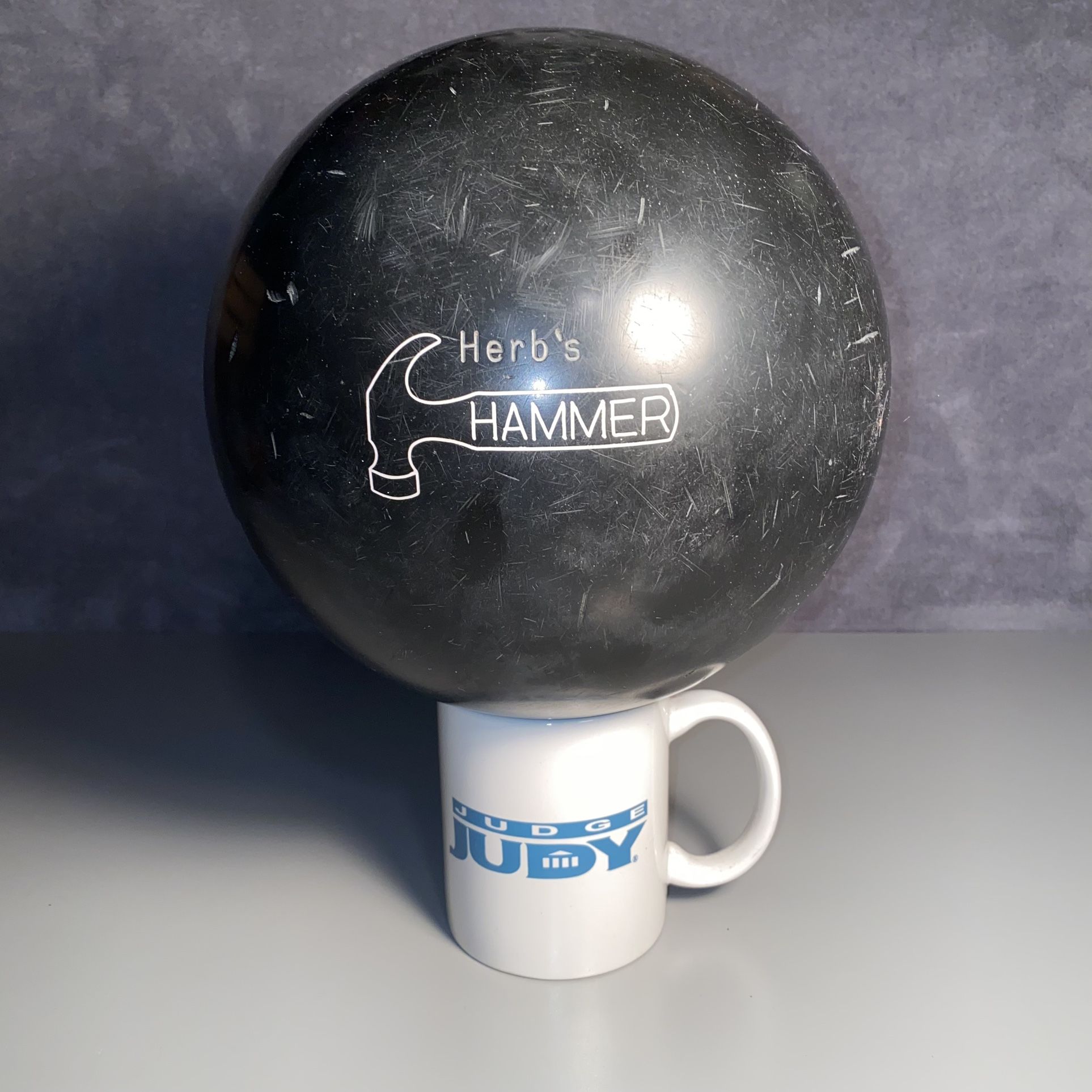 Hammer Bowling Raw Solid Black 15 lbs Bowing Ball - Used 