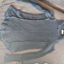 Elan Womens Cold Shoulder Long Knitted Sweater