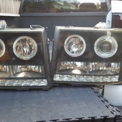 2008 gmc sierra headlights.
