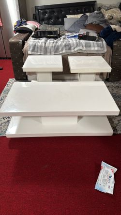 Modern Dinning Table Set (ACME Furniture)