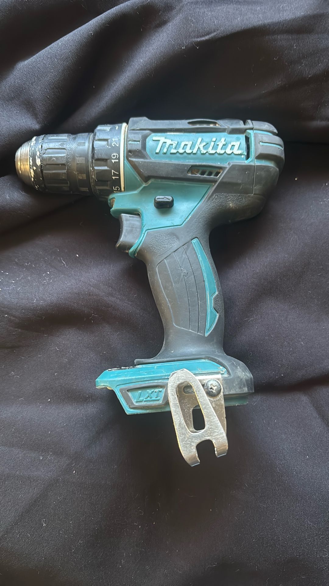 Makita XFD10 18v Power Drill