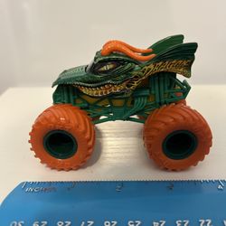 Monster Jam Dragon Monster Truck 1:64 - New