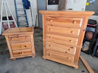 Broyhill Solid Pine 5 Drawer Dresser and 3 Drawer Nightstand.