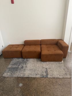 Sectional couch