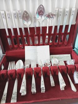 Vintage Oneida Community Silver Flatware Set
