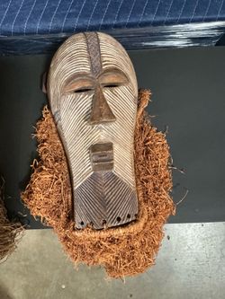 Kuba ((Bakuba) style mask