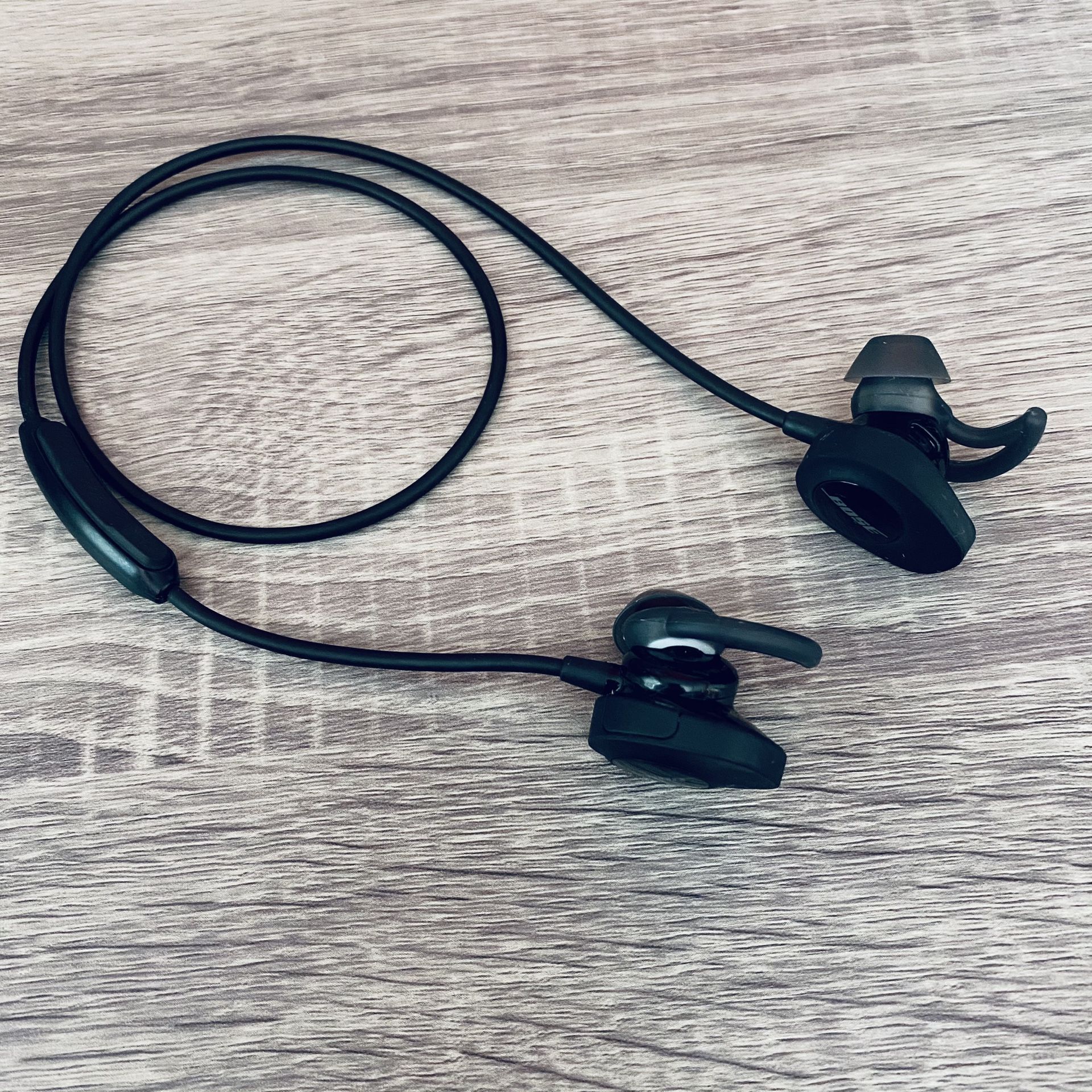 PENDING PICKUP Bose Soundsport Bluetooth Headphones Black