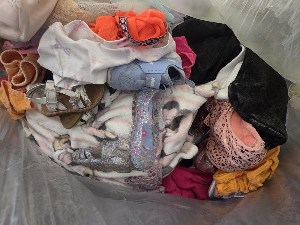 Little Girl Clothes & Shoe