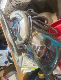 Makita Skillsaw