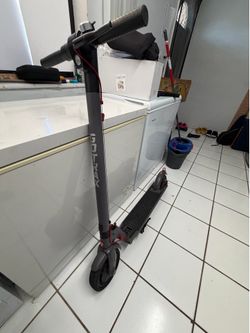 GoTrax Electric Scooter