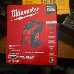 Milwaukee  M12 Compact Inflator