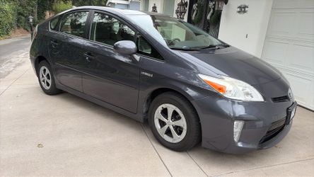 2013 Toyota Prius “one owner ”
