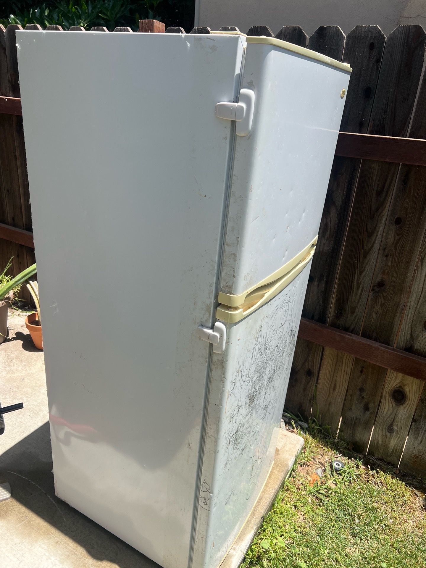 Danby Top-Freezer Refrigerator