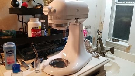 KitchenAid Ultra Power. MODEL KSM90. 300 WATTS