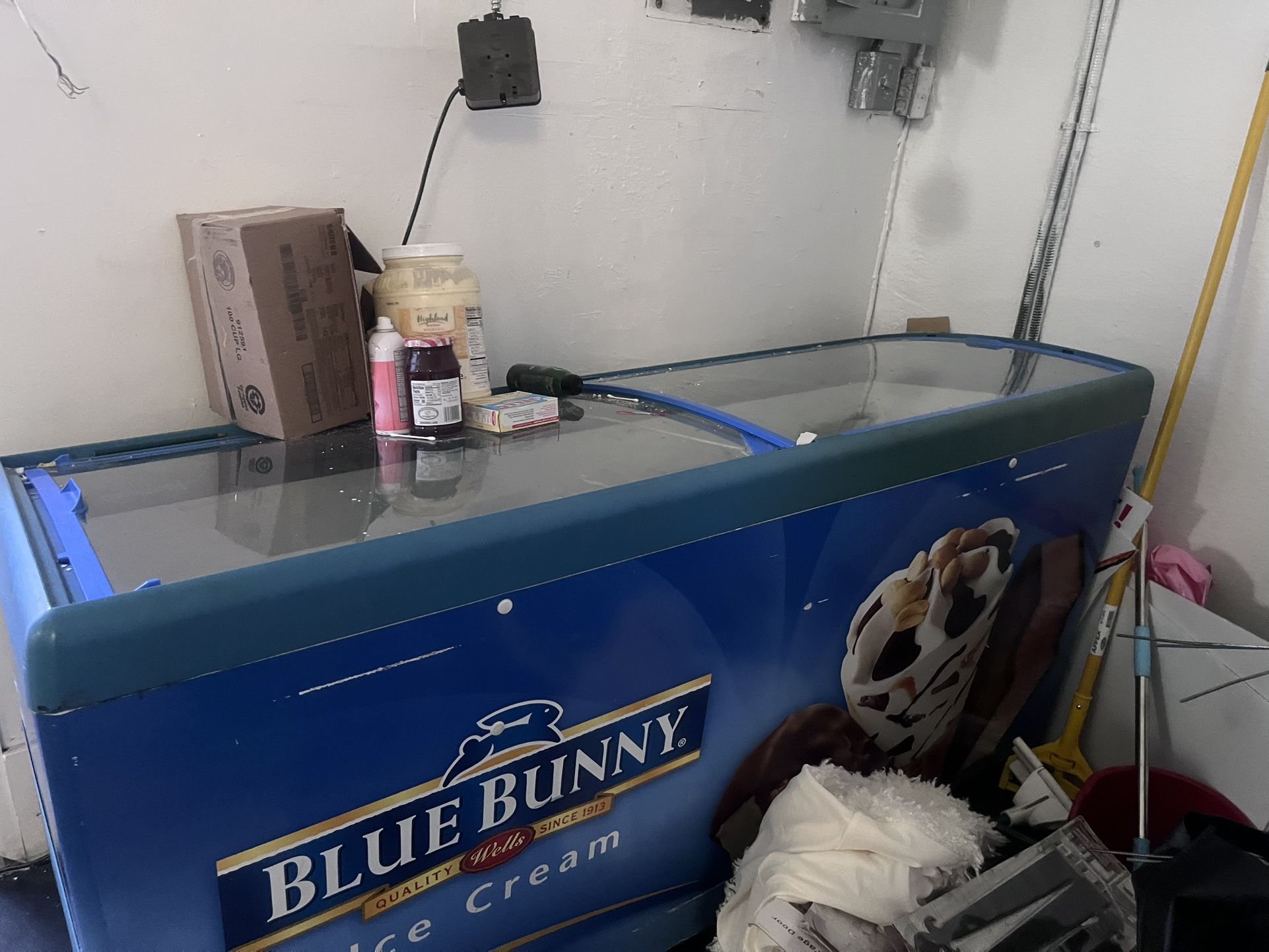Blue bunny ice cream freezer