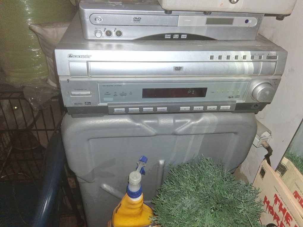 Pioneer Suround Sound Stereo Reciever