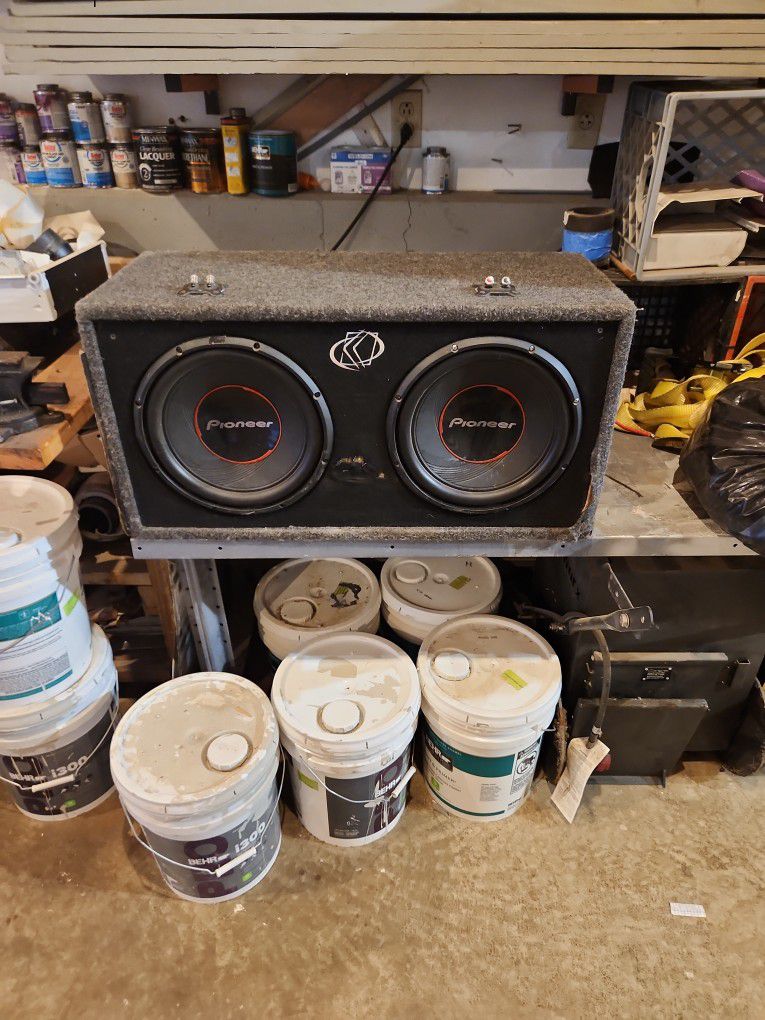 Car audio speaker box pioneer
