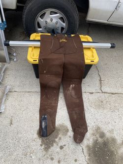 Cabelas Medium Neoprene Waders 