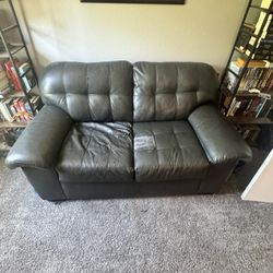 Free Love Seat 
