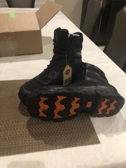 Allen harley boots size 10. Brand new on box