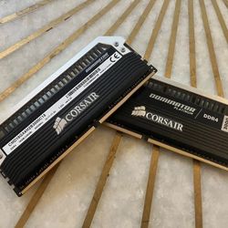 Corsair Dominator Platinum DDR4 3000MHz