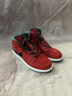 Jordans Sz 6.5Y