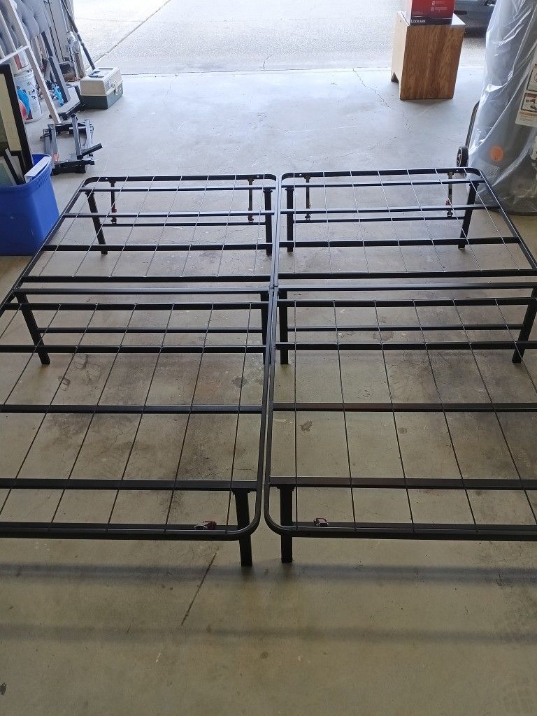 King Metal Bed Frame