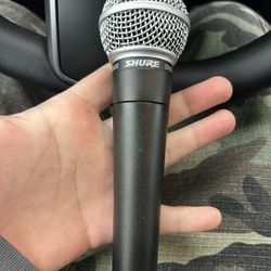 Shure SM58 XLR Mic