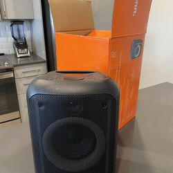 ONN Bluetooth Speaker W/Charger