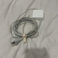 Used laptop cable for MacBook