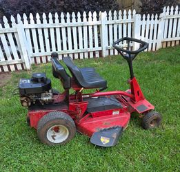Snapper riding mower 30 inch cut