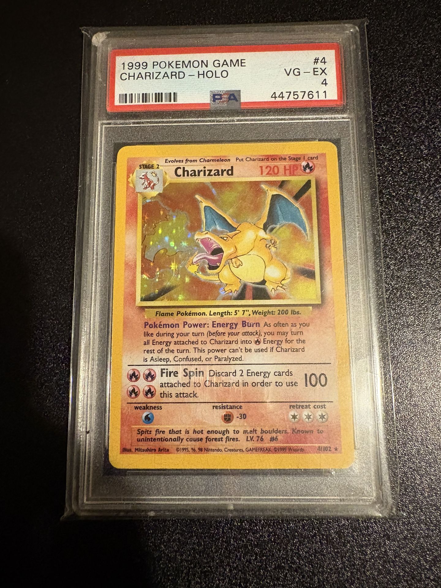 Base Set Charizard Psa4