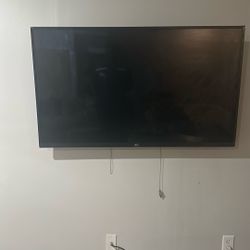 55 Inch LG TV 