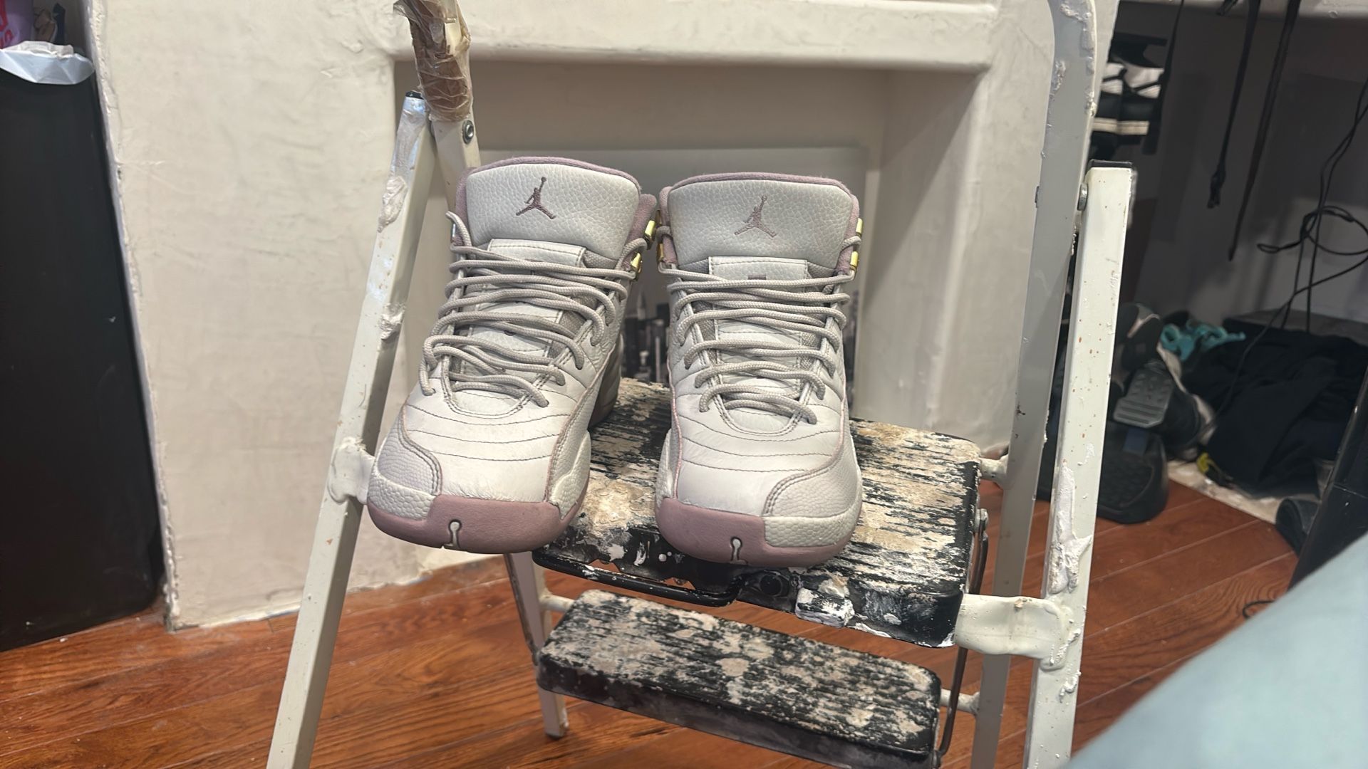 Air Jordan 12 GS “Plum Fog” – Size 7Y